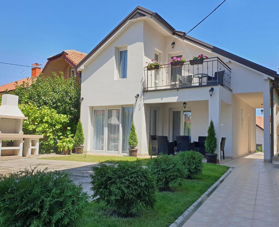 Kuca Ema Villa Belgrad Dış mekan fotoğraf