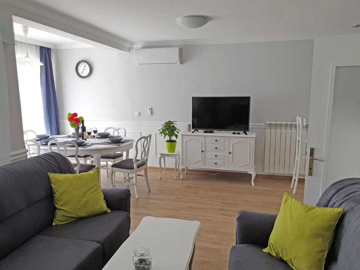 Kuca Ema Villa Belgrad Dış mekan fotoğraf
